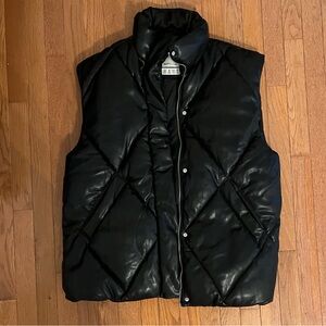 Abercrombie & Fitch Black Puffer Vest